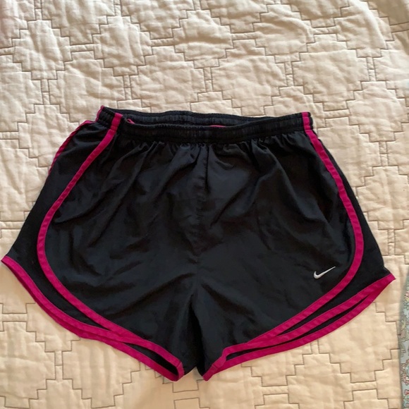 Nike Pants - Nike Tempo Shorts